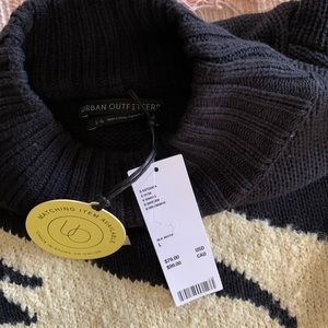 Uo Swan Lake Intarsia Knit Sweater Size 